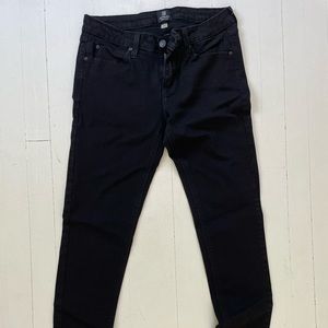 JUST BLACK, Black Skinny Jean, Size 28